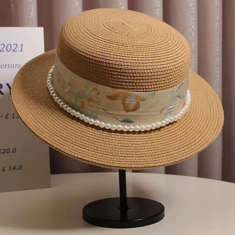 French Flat-top Straw Hat Women's 2026 New Webbing Holiday Wind Shading UV-proof Beach Hat Light Luxury and High-end Sense