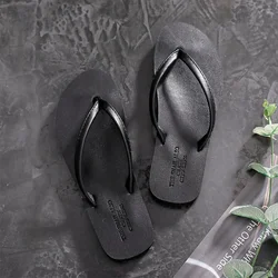 2023 Flip-flops Women Fashion Sandals Couples Clip-on Leather Beach Slippers Summer Outside Flat with Slipper Women Men Shoes