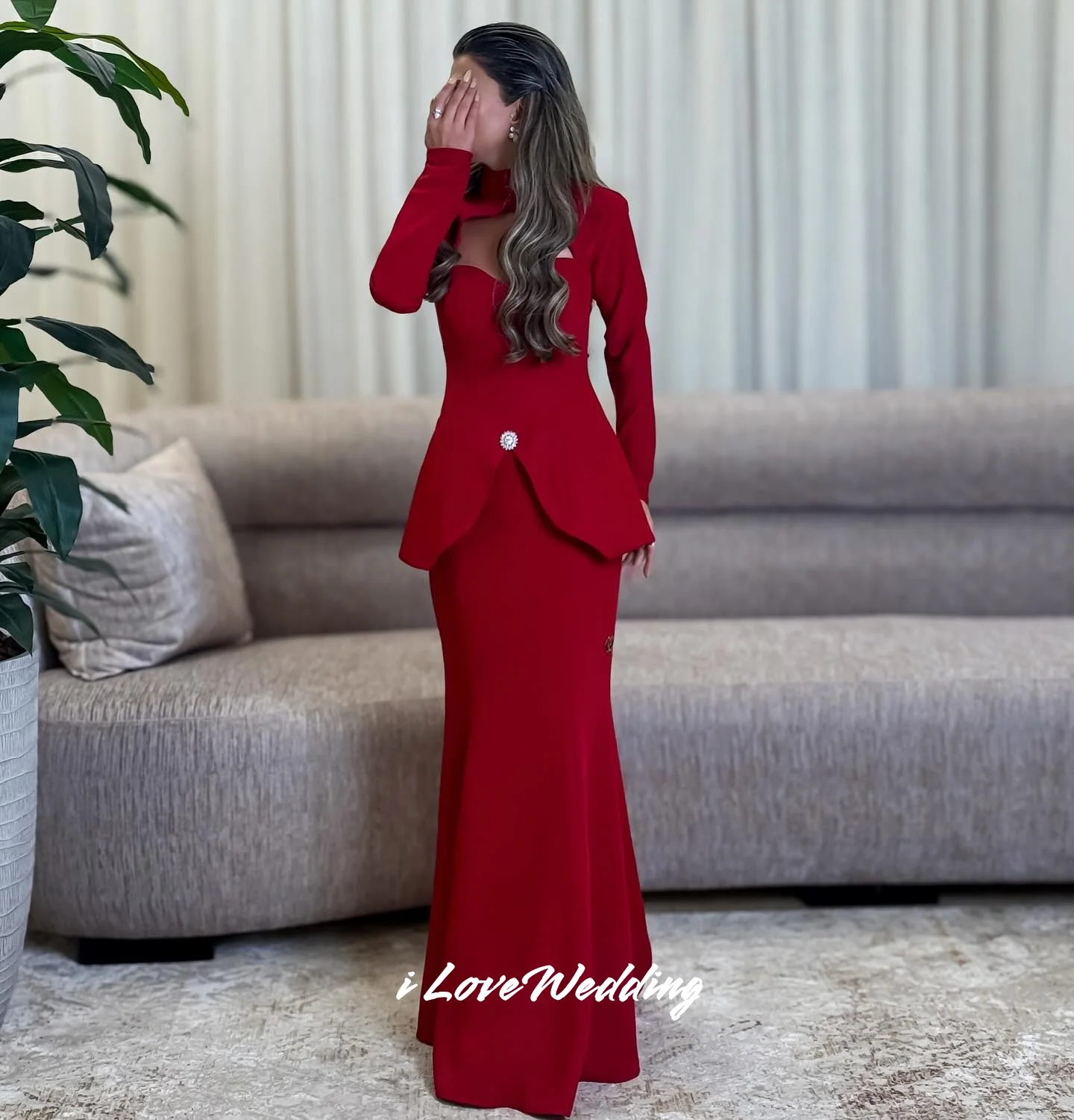 레드 스윗하트 이브닝 드레스 2025 새틴 롱 슬리브 비즈 머메이드 플로어 기장 프롬 드레스 플리츠 웨딩 파티 드레스 맞춤 제작