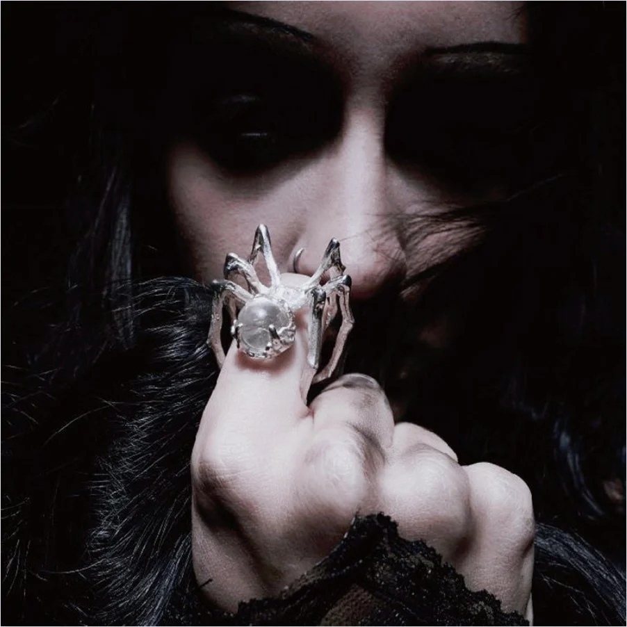 Gothic Spider Ring for Woman Charm Punk Aesthetic Grunge Couple Ring Vintage Cool Stuff Party Designer Jewelry Anillos Mujer