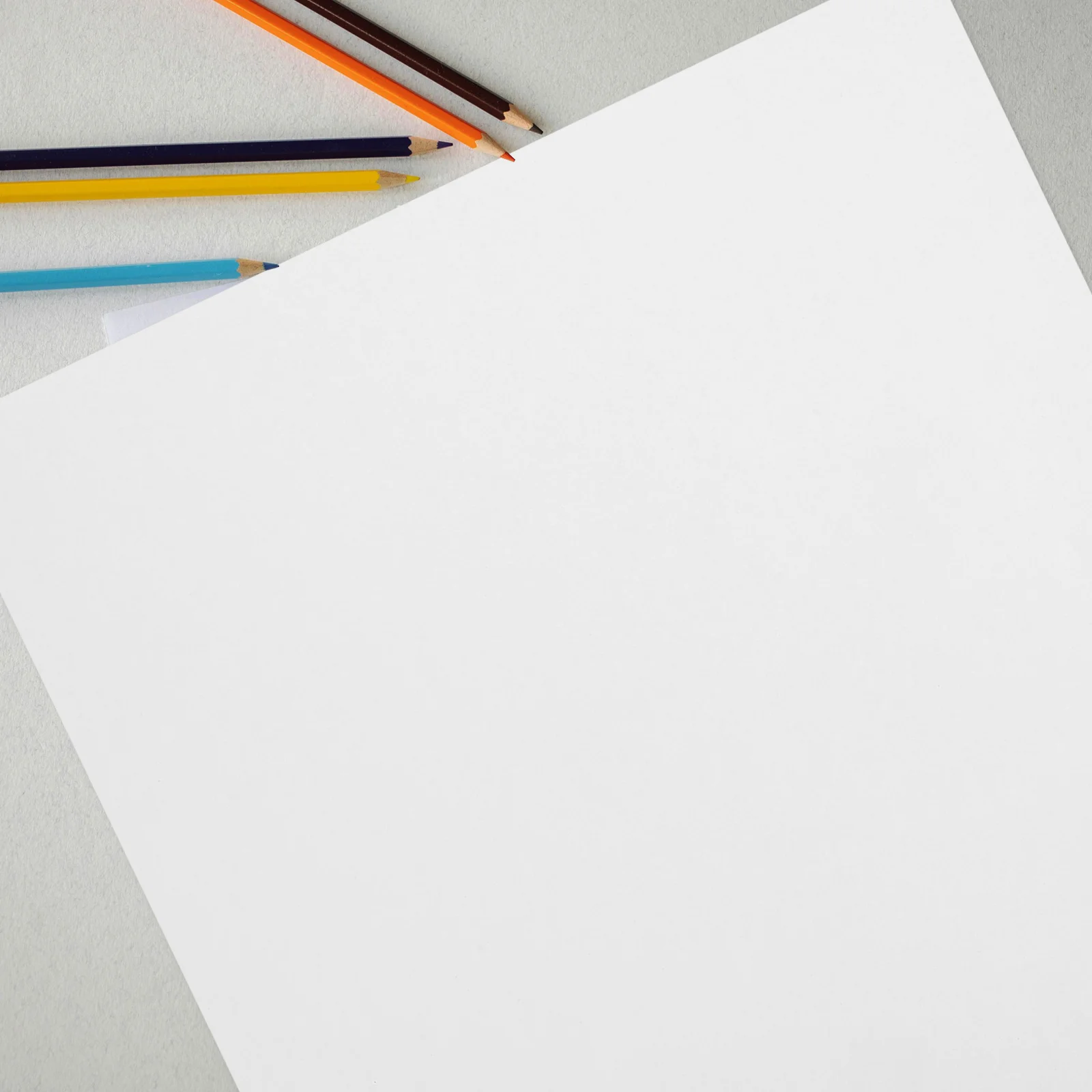 

15 Sheets Watercolor Paper Thick Smooth Surface Sketch Gouache Painting Art Student Studios Heavy Drawing Sheets