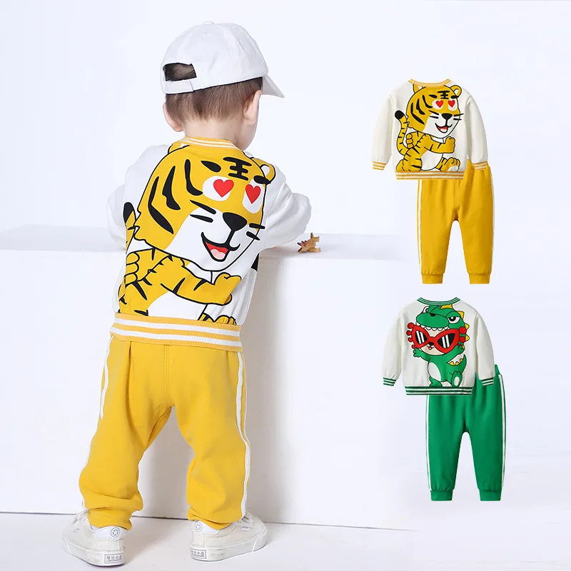 

Lovely Dinosaur/Tiger Print Baby Clothes Sets Boys Girls Outerwear Baby Cotton Long Sleeve Suit Newborn Autumn Animal Baby