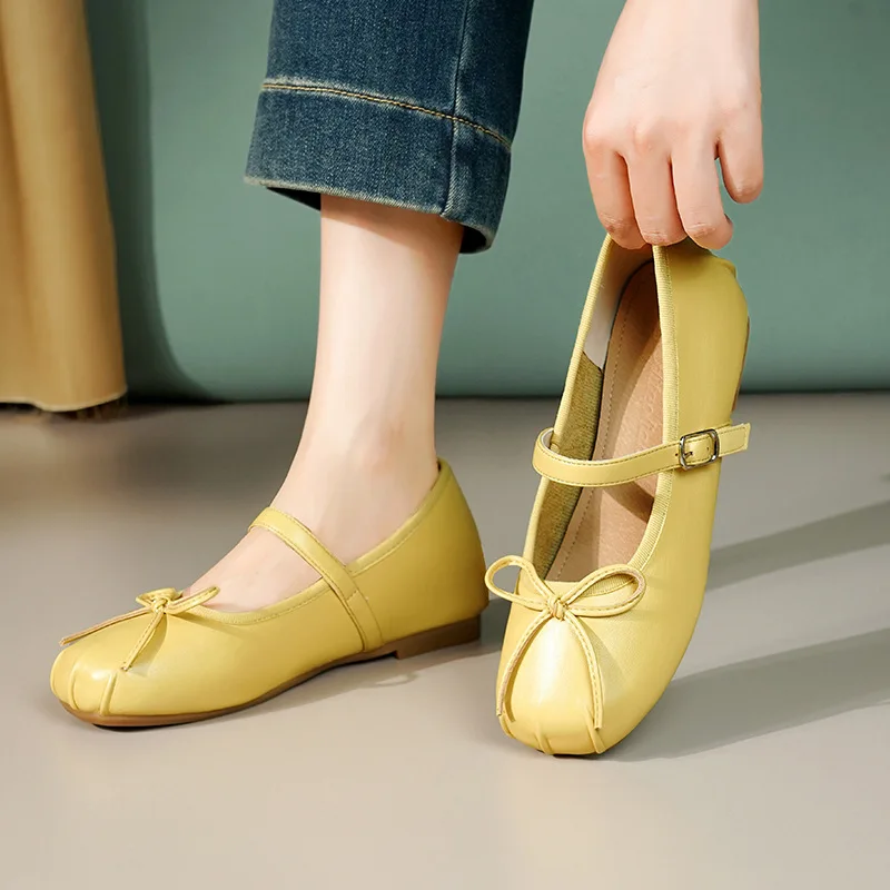 

Invisible Heightening French Bean Women's Shoes 2026 New Autumn Korean Version Small Fragrance Style Mary Jane Single Shoes