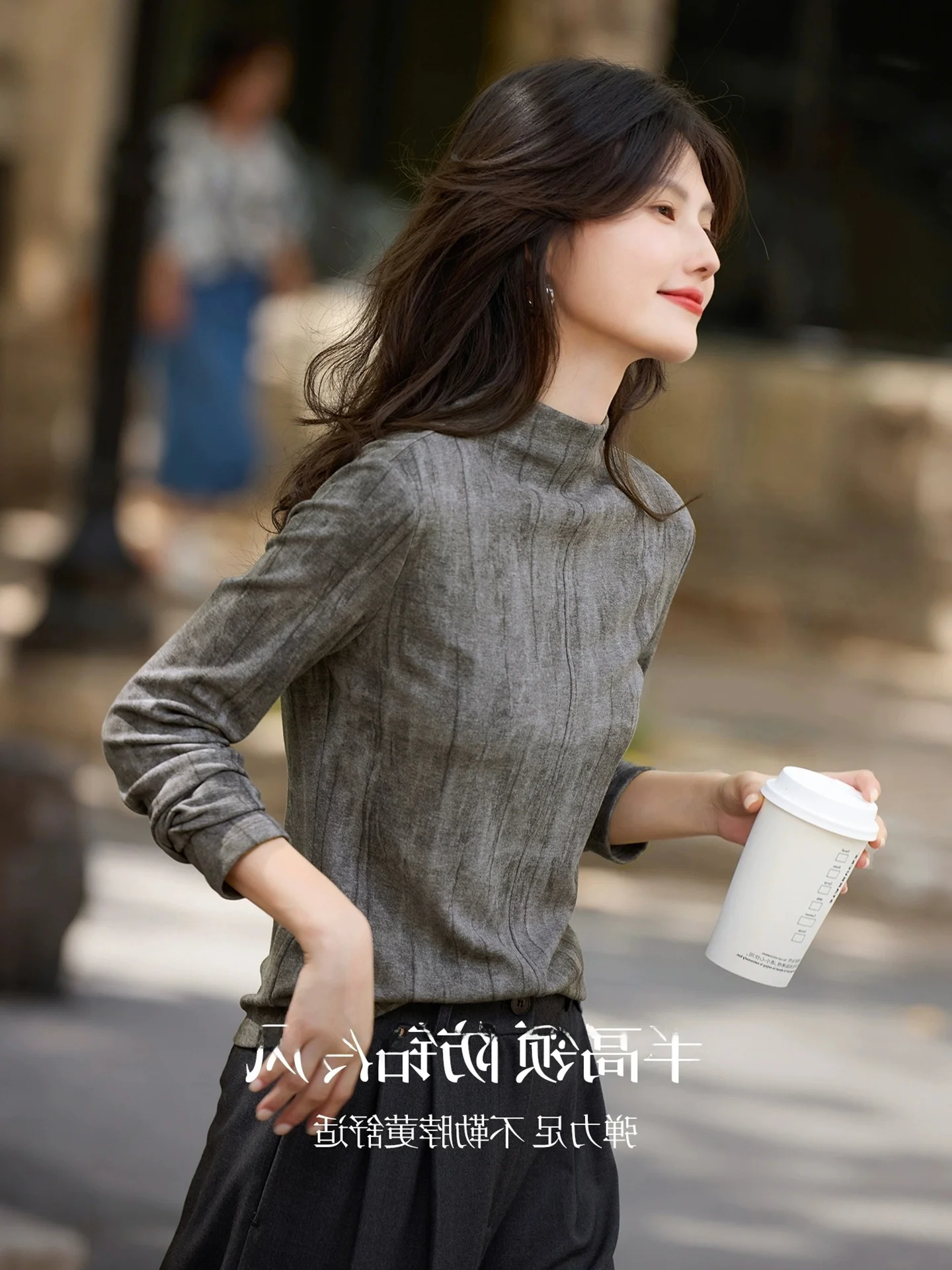 

Повседневная футболка с эффектом похудения, универсальный базовый слой, топ для зимнего сезона, корейская мода для поездок на работу.