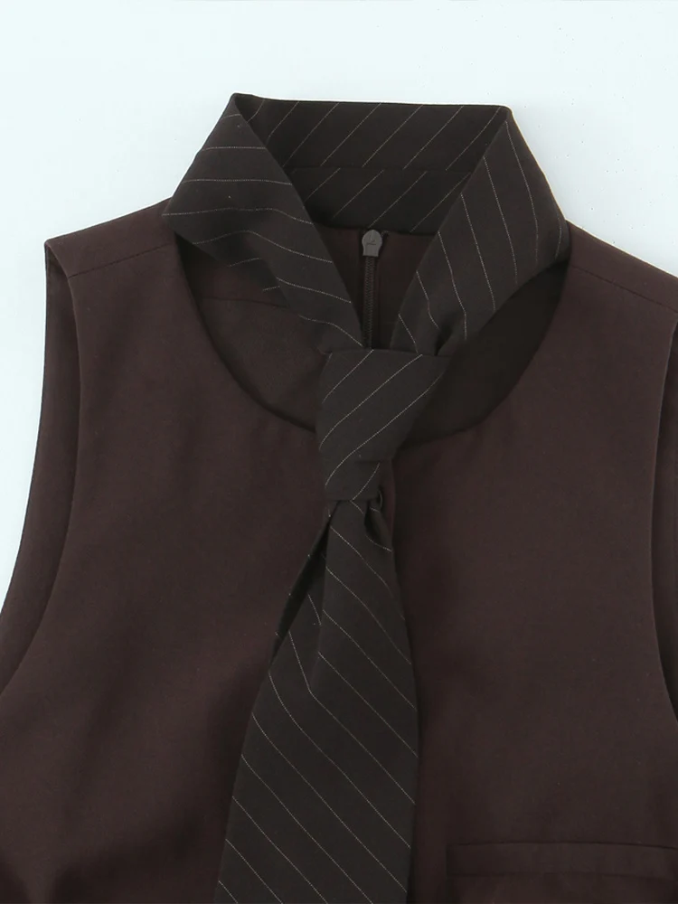 Stile europeo e americano autunno nuova tendenza della moda temperamento da donna semplice abito corto senza maniche sottile con cravatta ampia e pieghettata