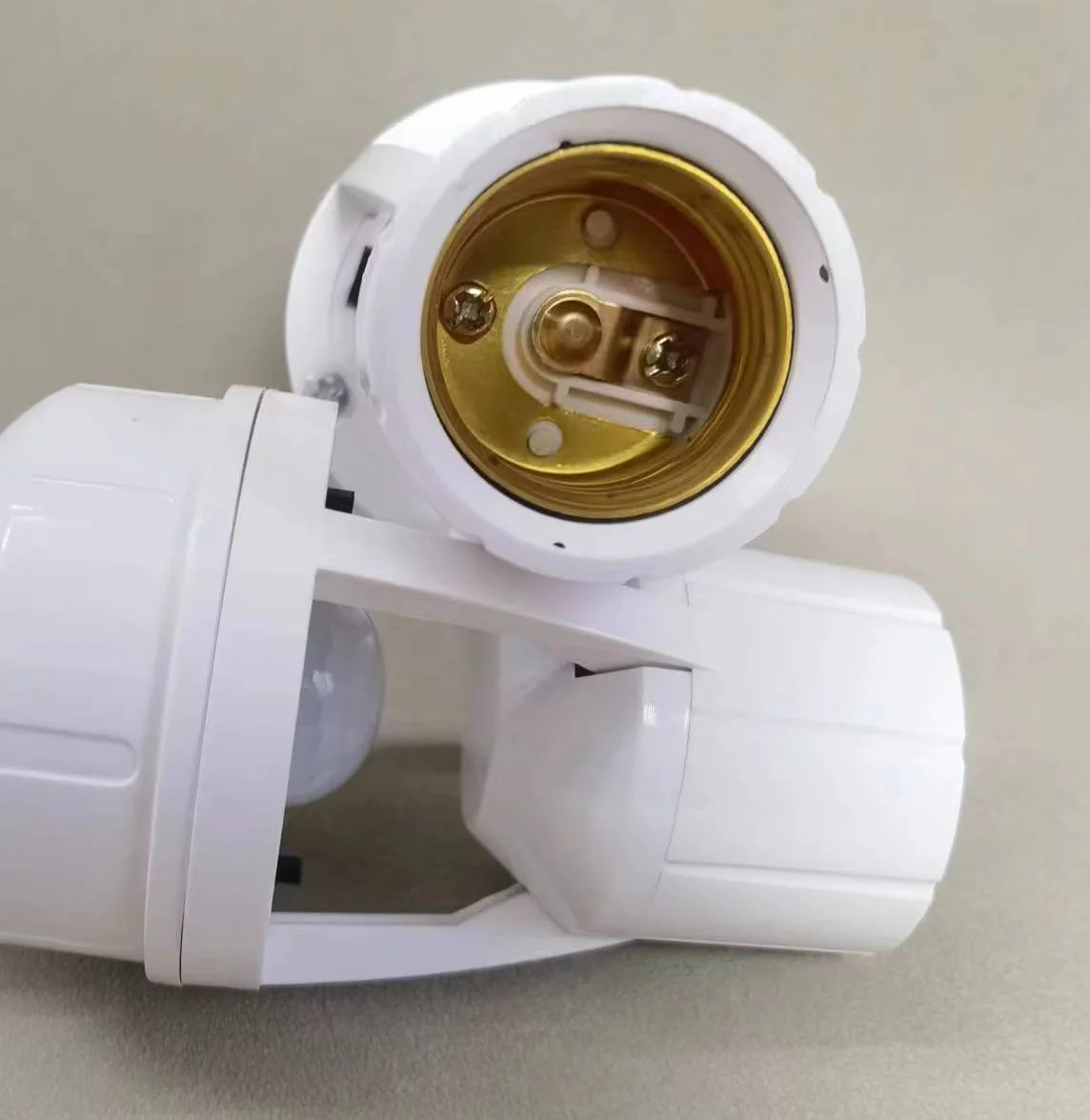 Surface-mounted Infrared Human Body Sensor Switch Lamp Holder Corridor E27 Screw Lamp Holder