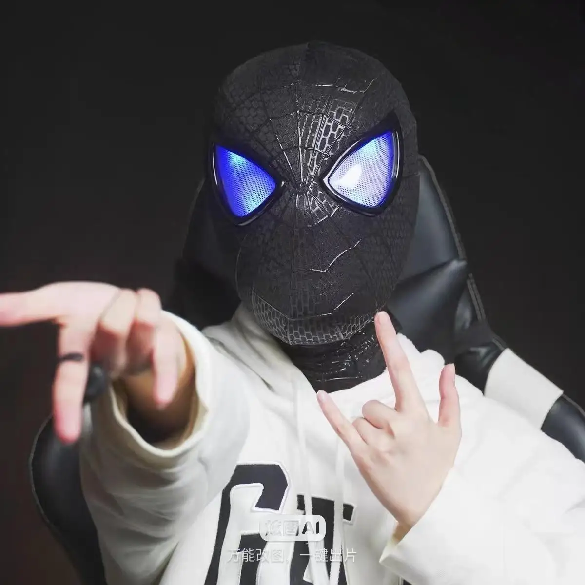 

Marvel Spiderman Mask With Hard Face Shell & Magnetic Eyes Hero VenomScreen Printed Fabric 3d Webs remote control light Cos Gift