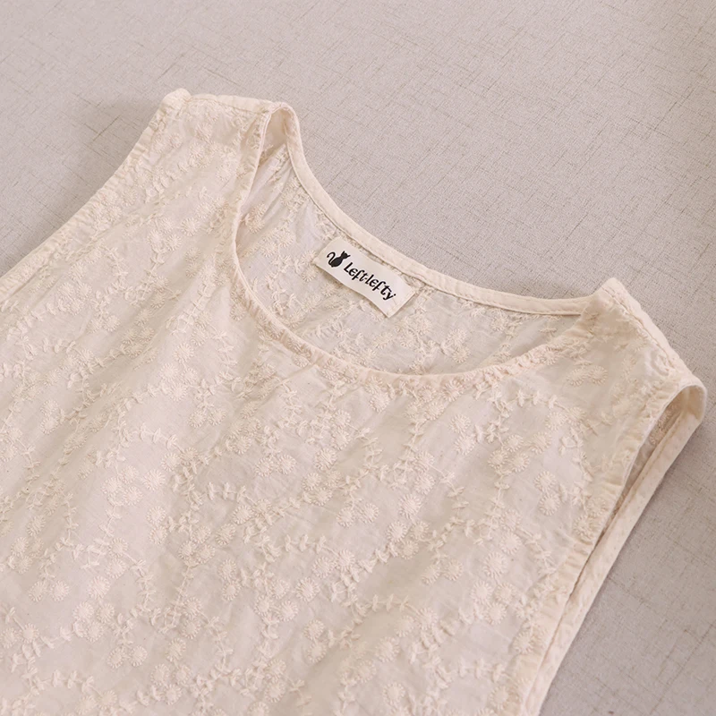 Japanese Sweet Mori Girl Embroidery Sleeveless Blouse Women Summer O-neck Solid Color Vintage Loose Vest Tank Tops