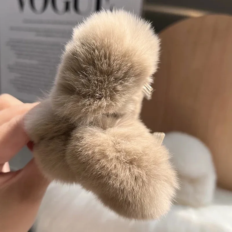 

Real Natural Rex Rabbit Fur Large Hairpin Luxury Plush Hair Claw Clip Headdress Grips Elegant Acrylic Scratch Hair Accessories