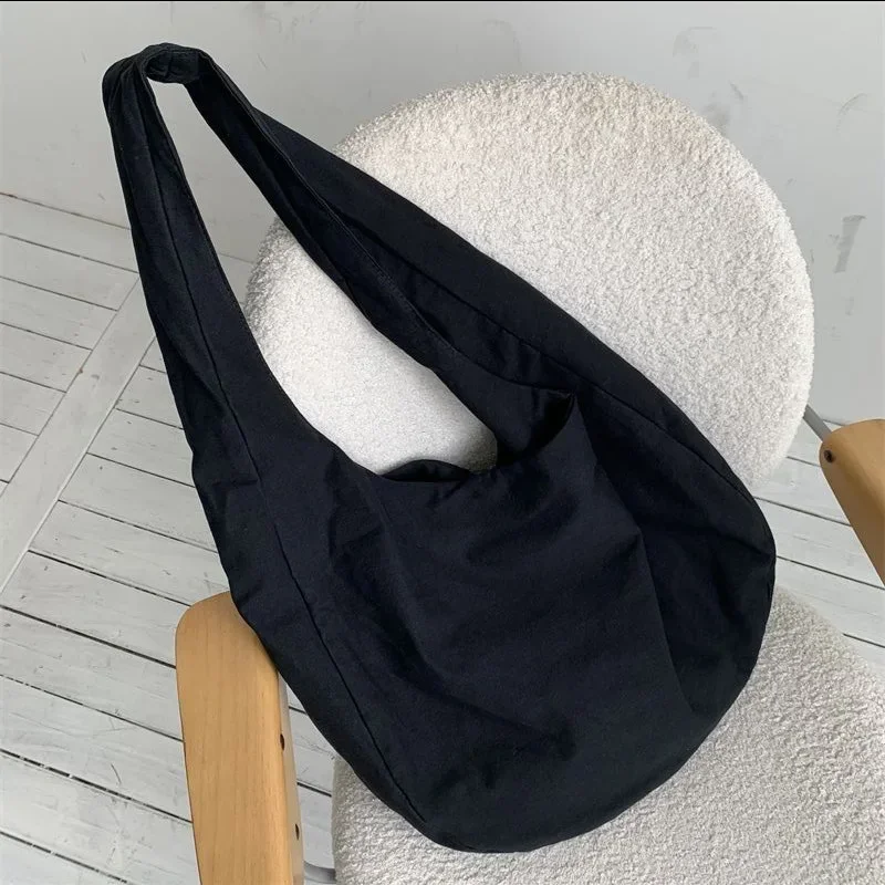 Sac à Bandoulière Hobos à la Mode, Enveloppé avec une Toile de Nylon Teinté, de Grande Capacité, Nouveau