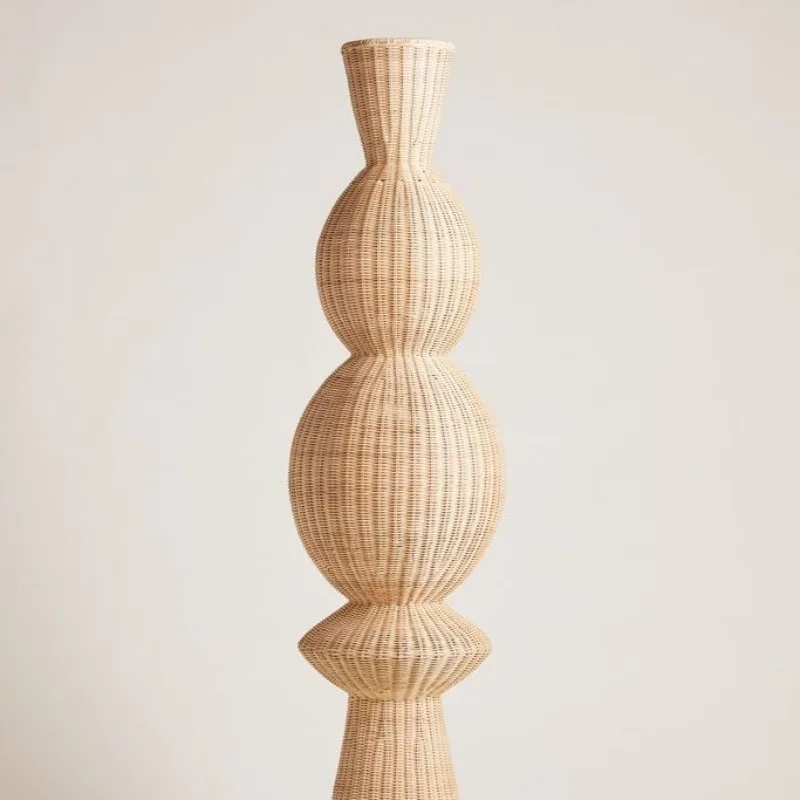 

B & B Nordic medieval log cream style living room bedroom vertical lighting