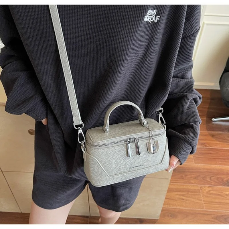 

Famous Designer Luxury Brand Ladies Leather Crossbody Bag Popular Classic Elegant Women Messenger Shoulder Tote Handbag