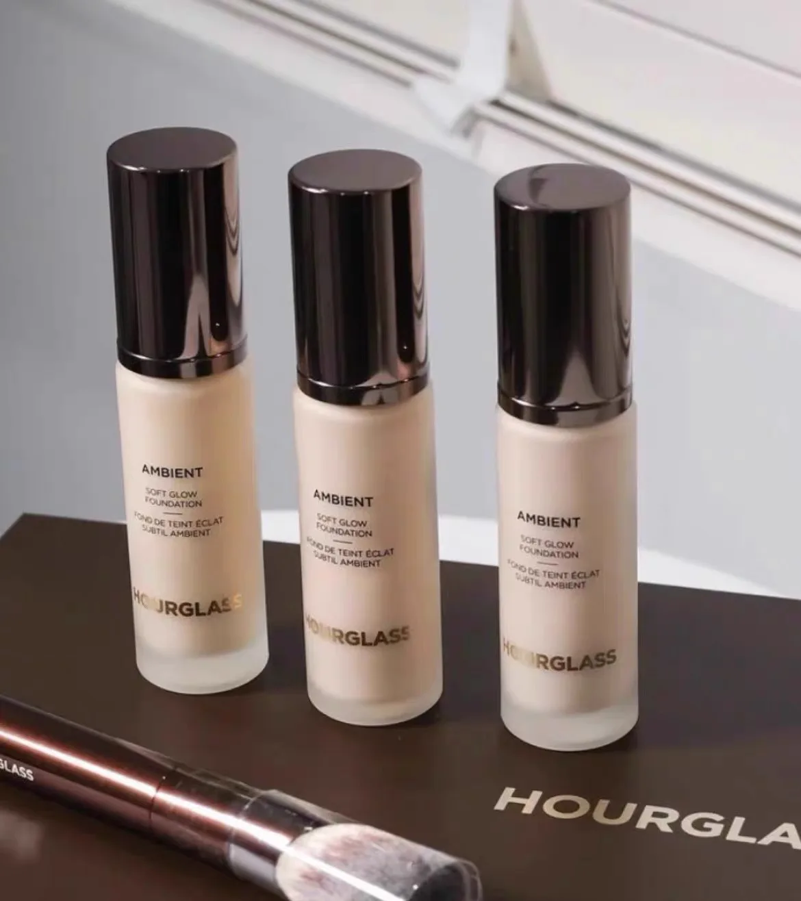 Korean Hourgalss Lasting Concealer High Cover Dark Circles Blemishes Ivory White Natural Color Soft Glow 15ml Liquid Foundation