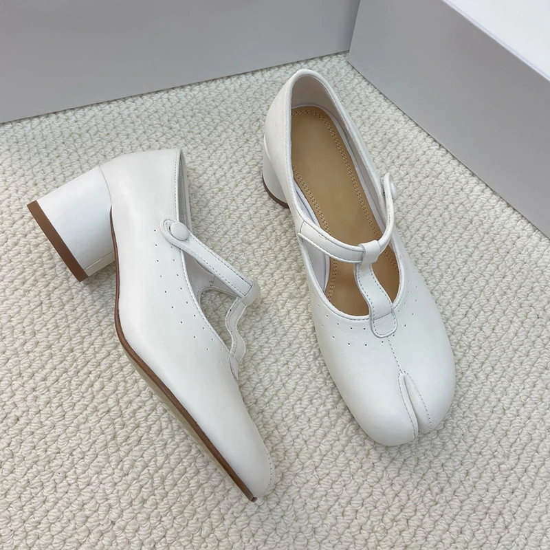 Black Comfortable Flat Ballet  - Women Shoes Japanese Brand 评论和价格