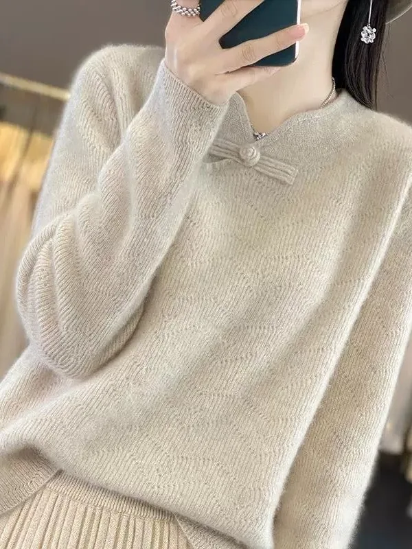 الراقية قوانغتشو ثلاثة عشر صفًا كاميرا تريكو المرأة قاعدة فضفاضة irt الوقوف طوق الخريف الشتاء زر Sle الصينية الجديدة #1