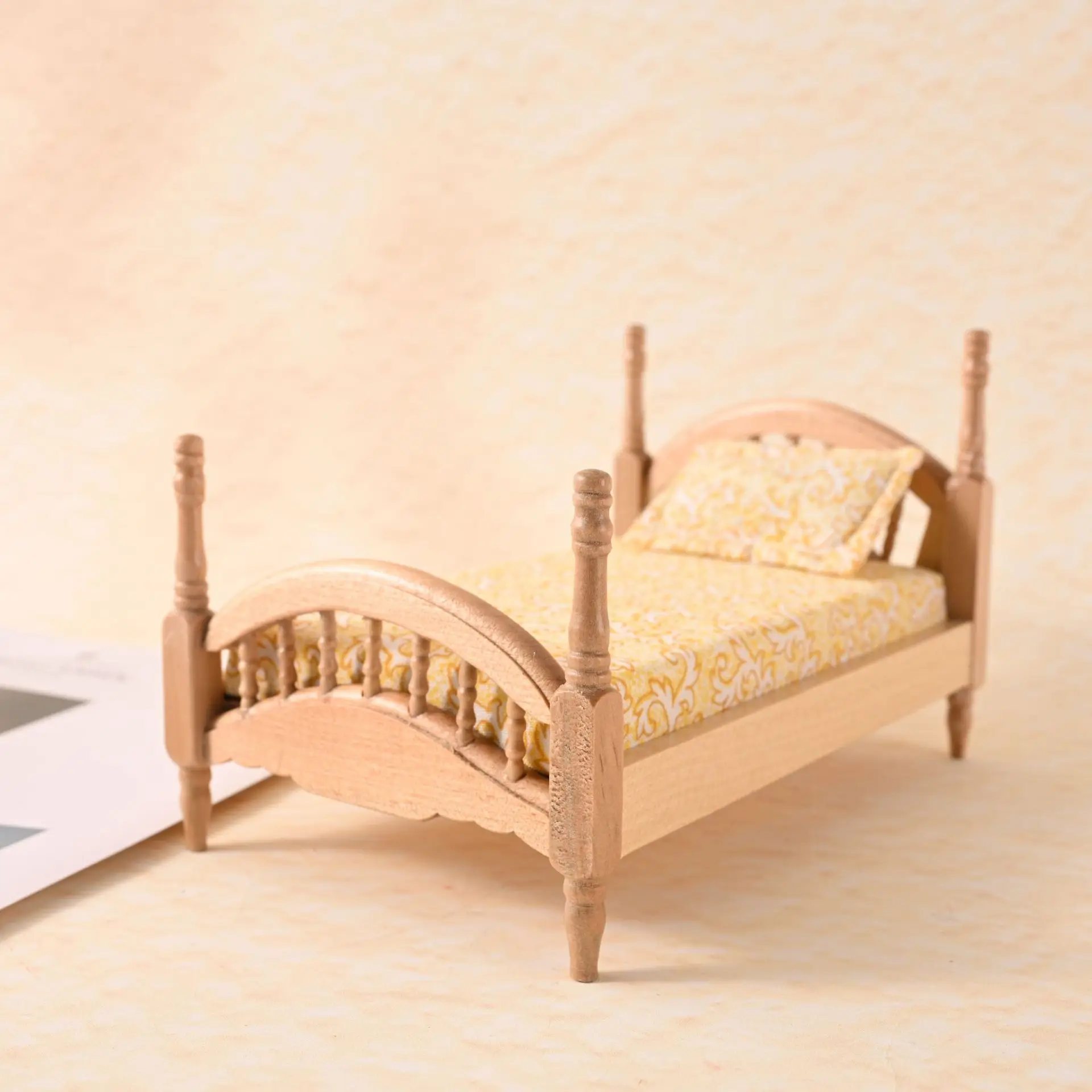 

1:12 Dollhouse Miniature Wooden Bed with Quilt - Realistic Micro Furniture Decor Ornament