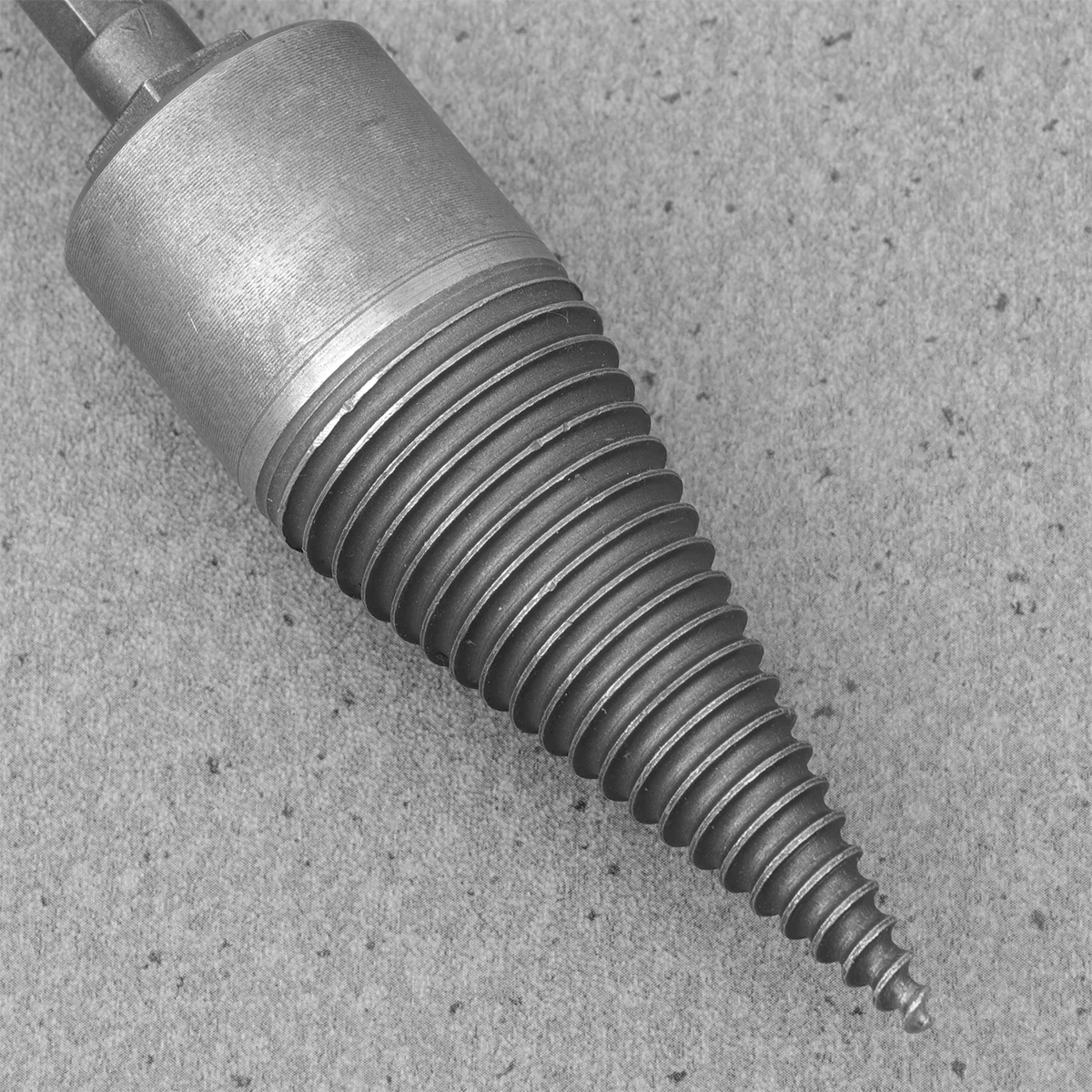 

High Hardness Firewood Drill Bit One-Piece Steel Forged Handle Anti- Groove Suitable for Hammer Drill Wood Splitting