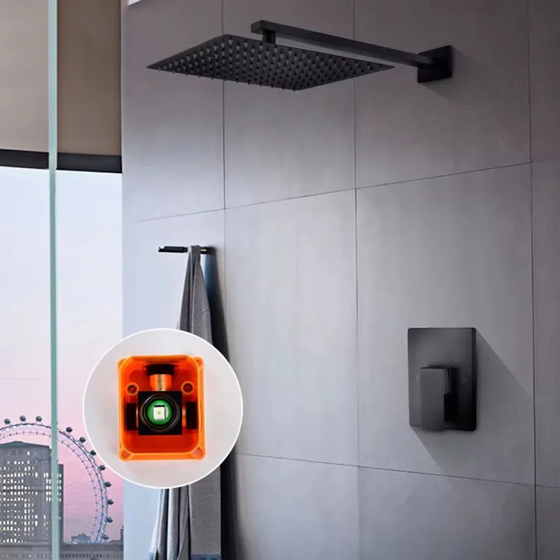 Set combinato doccia nero opaco Soffione doccia a pioggia Set miscelatore rubinetto doccia bagno