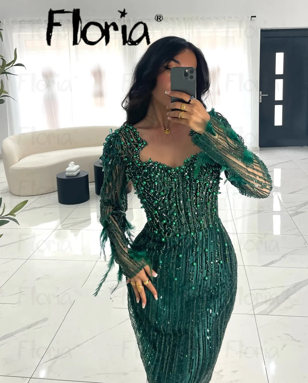

Emerald Green Maxi Evening Dress Long Sleeve Feathers Formal Party Gowns Saudi Arabia Second Reception Prom Dresses Customized
