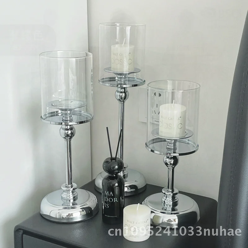 

Nordic Light Luxury Retro Candle Holder Romantic Dining Table Decoration Simple Modern Alloy Glass Decorations for Dinner
