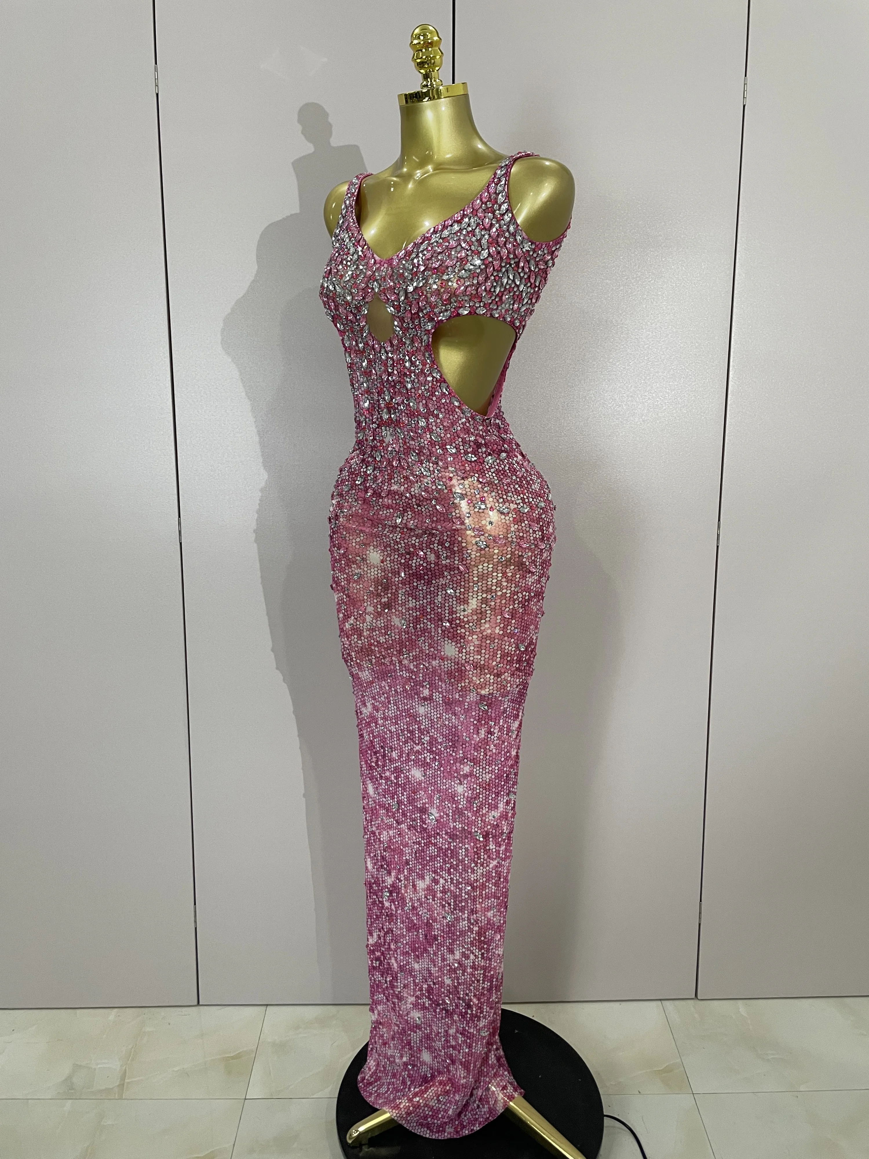 Robe longue de luxe en maille transparente pour femmes, strass scintillants, Sexy, ajouré, soirée, fête d'anniversaire, Costume de scène Nnigthclub