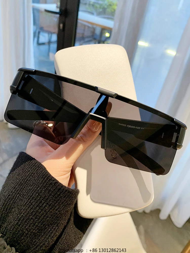 

Сверхлегкие очки, светочувствительные солнцезащитные очки, ветрозащитные.