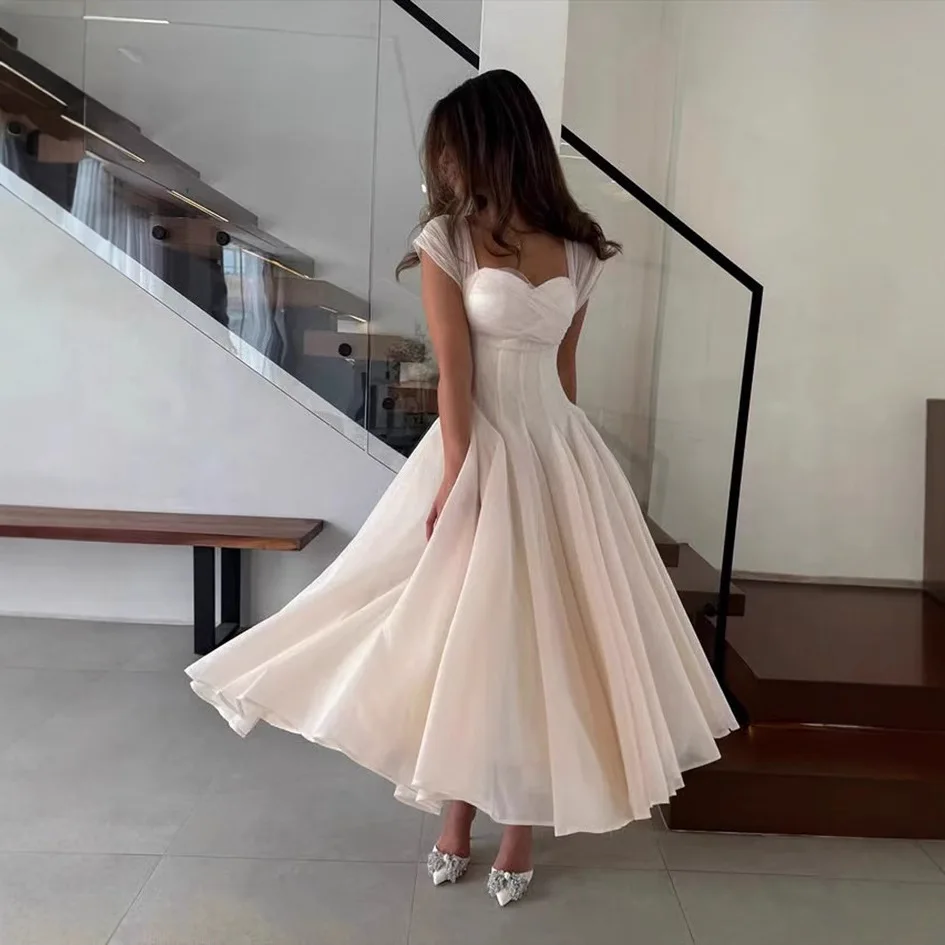 

Лето 2022, повседневное женское платье без рукавов на бретелях, тонкое французское платье средней длины с v-образным вырезом, летнее платье, халат, женское элегантное платье