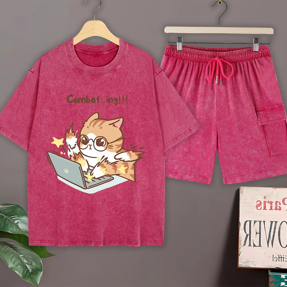 

Комплект мужской летней одежды: футболка оверсайз с принтом «Безумный пишущий кот» и шорты карго, хлопок, с эффектом потертости, с круглым вырезом, короткий рукав