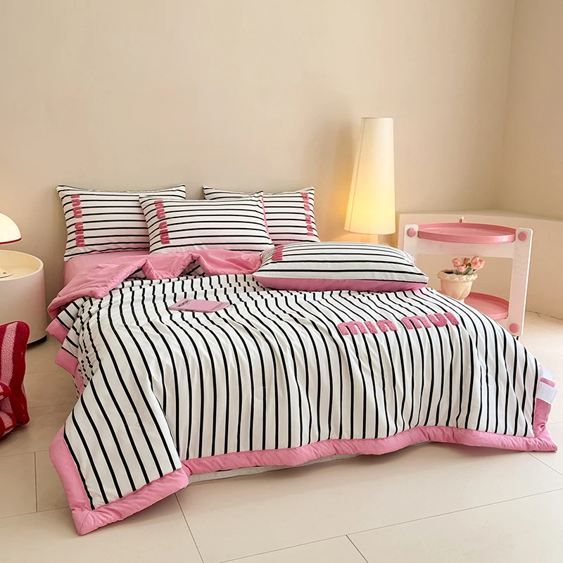 

INS Stripe Summer Quilt set Pink and white Bedding Set with Flat Sheet Set soft fluffy embroidery Quilt set for kids adult