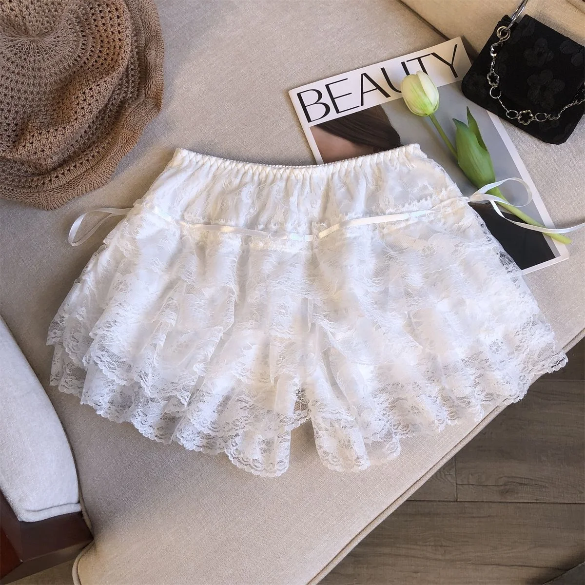 

Рекомендованная Эмили Клуд: Женская летняя короткая юбка с кружевом и высокой талией, пышная юбка-солнце, юбка-торт, большие размеры