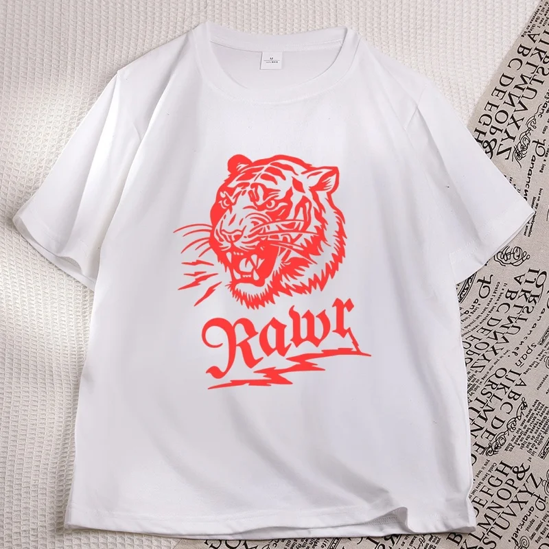 Vintage Roaring Tiger Graphic T-Shirt Wild Animal Tee Men Women Unisex Round Neck Cotton Short Sleeve Tshirts Streetwear Clothes