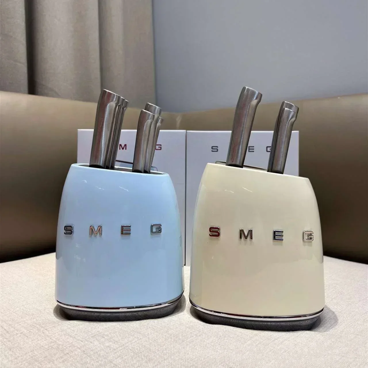 2024 Smeg Knife Holder Luxury Retro Design Knife Holder Not Include Knives High-quality Kitchen Tool Carrier Home Storage Rack