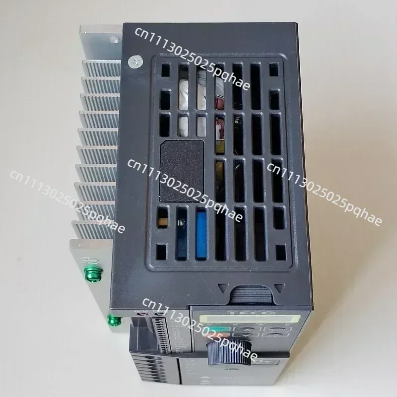 frequency converter S310+-401 2 3 5-H3BCDC three-phase 380V motor speed regulator 2p5h1