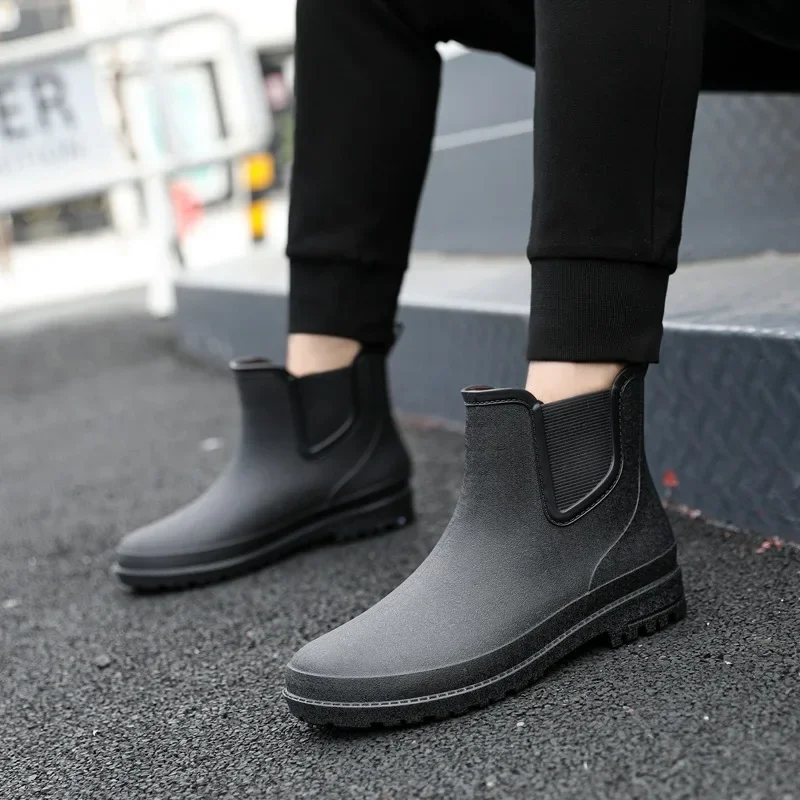 Bottes de pluie de pêche à tube court pour hommes, chaussures en caoutchouc imperméables, chaussures confortables pour hommes, chaussures d'eau de pataugeoire en plein air, 2023