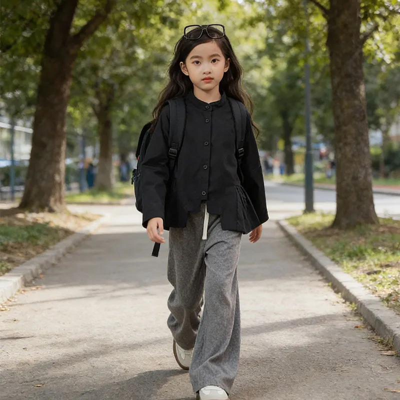 春の白黒ブラウス、女の子用フリル裾コットンシャツ、女子学生カジュアルキッズトップス、サイズ6、7、8、9、10、11、12、13、14、16、18歳