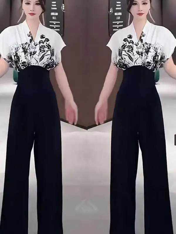 

Стильный летний комбинезон с высокой талией и прямыми широкими штанинами из полиэстера, облегающий фигуру