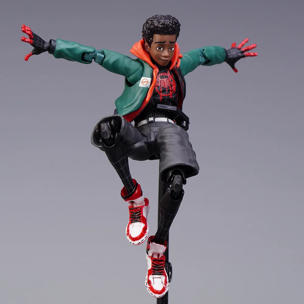 Action Spiderman Miles Morales Action Figure Collection Sentinel Marvel Spider-Man Into the Spider Verse Figures Model Toys