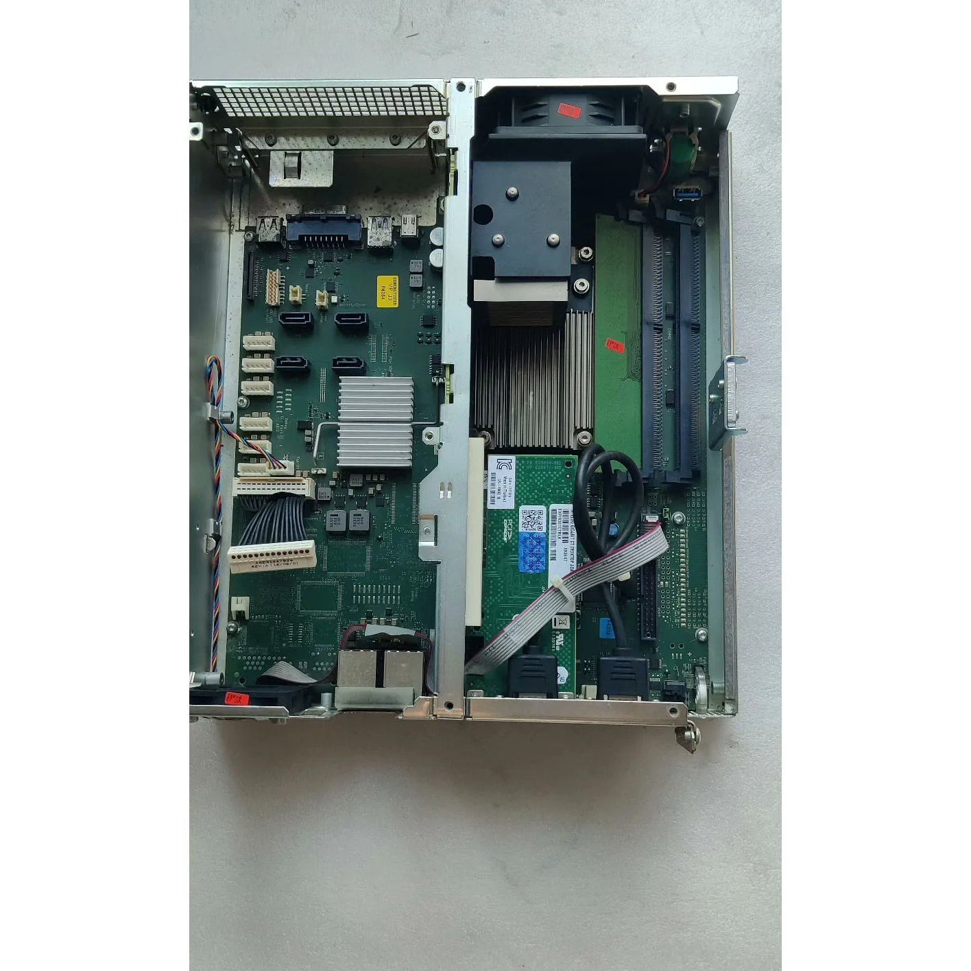 Computer industriale IPC627D 6BK1000-6AA00-0XX0 Con garanzia