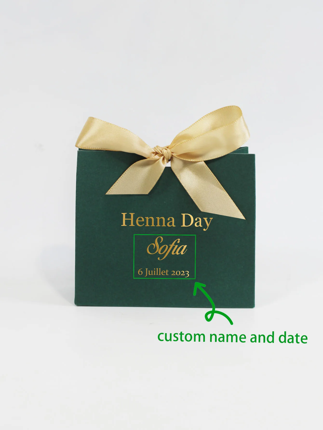 Customizable \'Henna Day\' Mini Gift Boxes with Gold/Green Satin Ribbon, Personalized Name and Date, Perfect for Wedding Favors