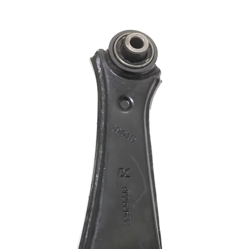 Auto Parts Suspension Front Right Lower Control Arm 22924235 22924235 22924236 13318345 20900532 13318344 For Buick Chevrolet