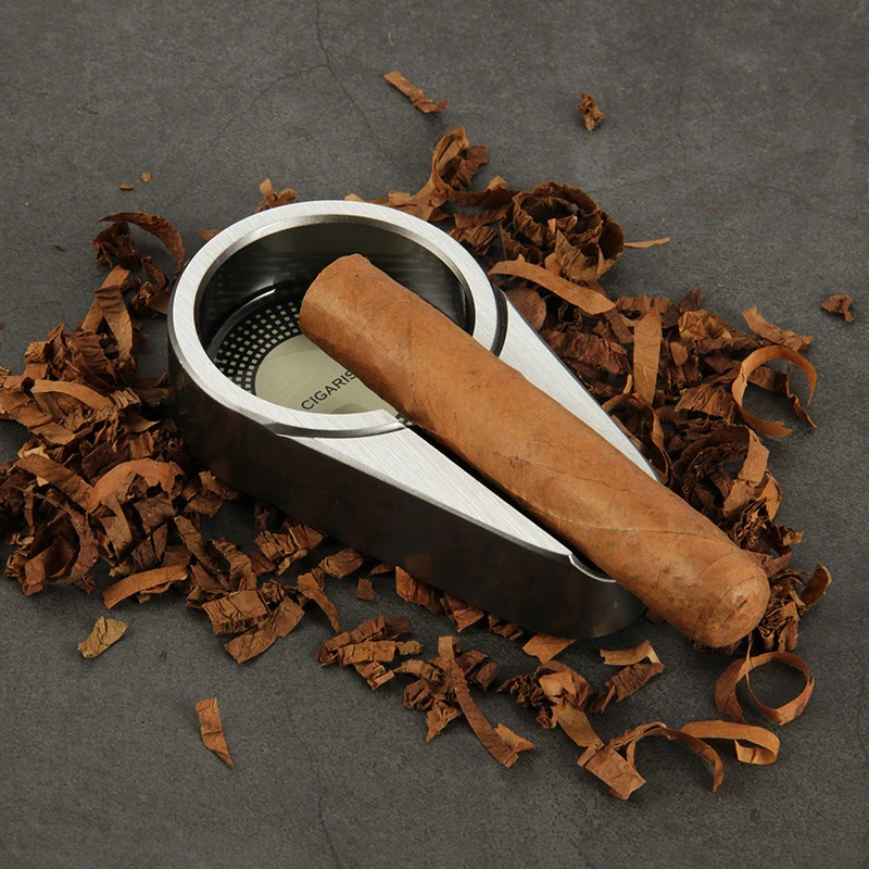 Metal Material Cigar Ashtray, Minimalist Design, Creative, Single Cigar Ashtray, Portable, Travel Specific Cigars Tool