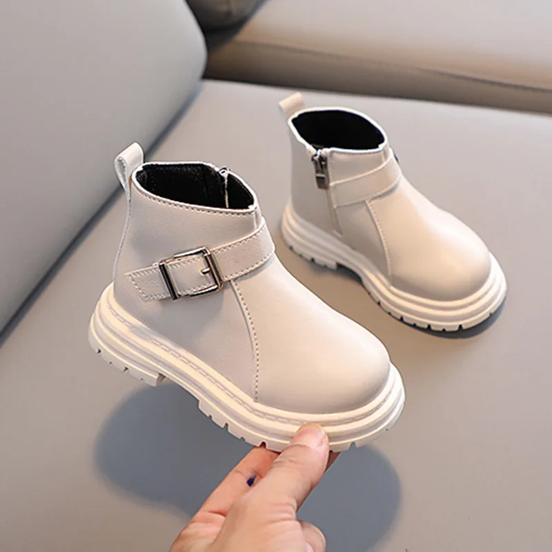 Moda ragazzi ragazze stivali Martin stile britannico autunno inverno scarpe per bambini cerniera Casual stivali corti antiscivolo scarpe in pelle PU