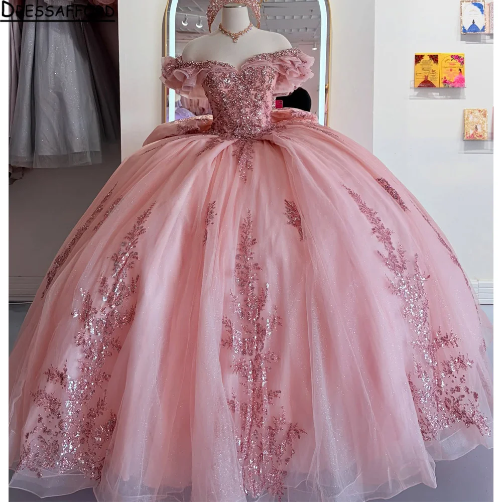 

Изысканные платья для квинсеаньеры с аппликациями, стразами, большим бантом, открытыми плечами, на заказ