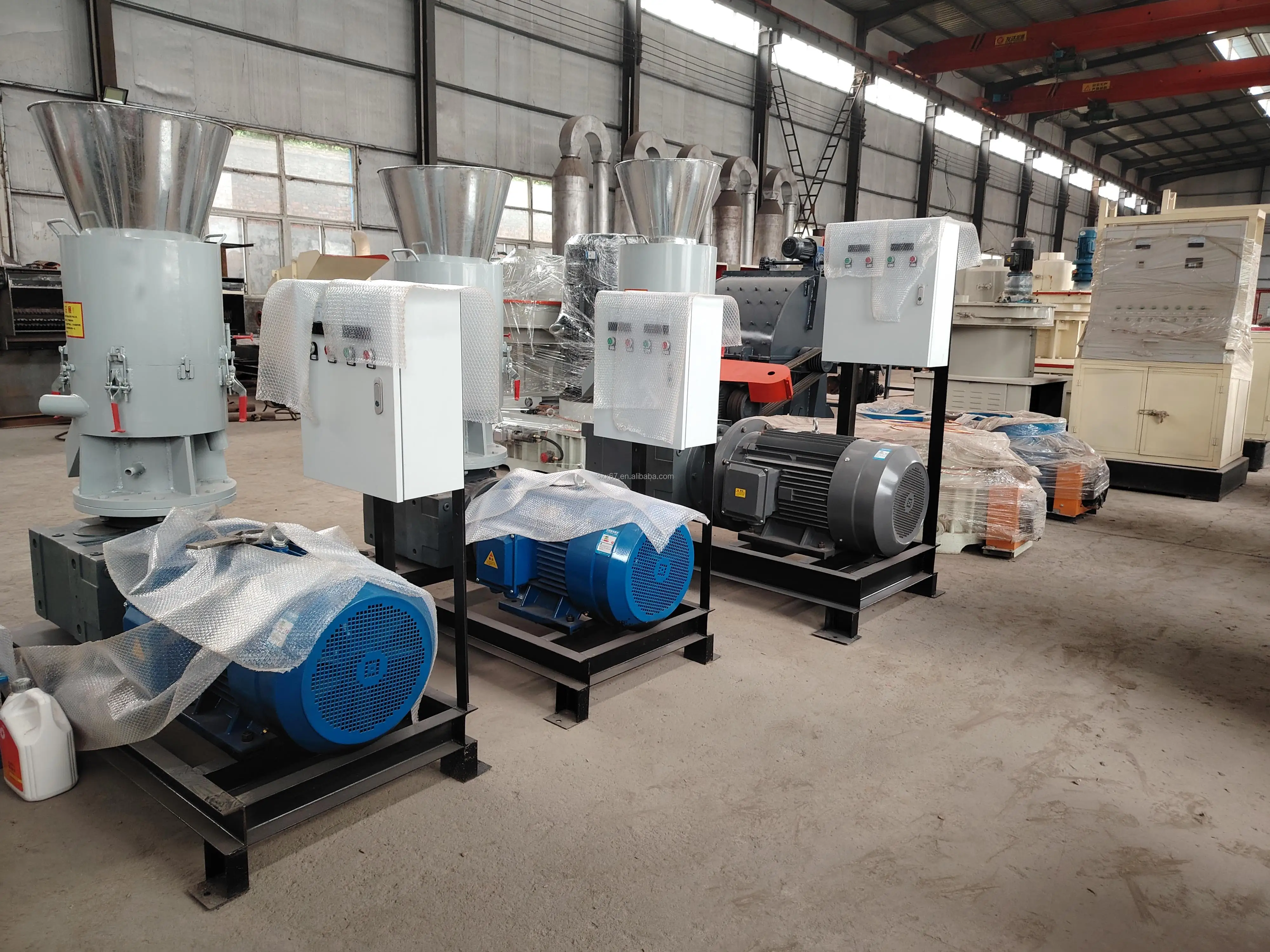 

Wood pellet processing machine