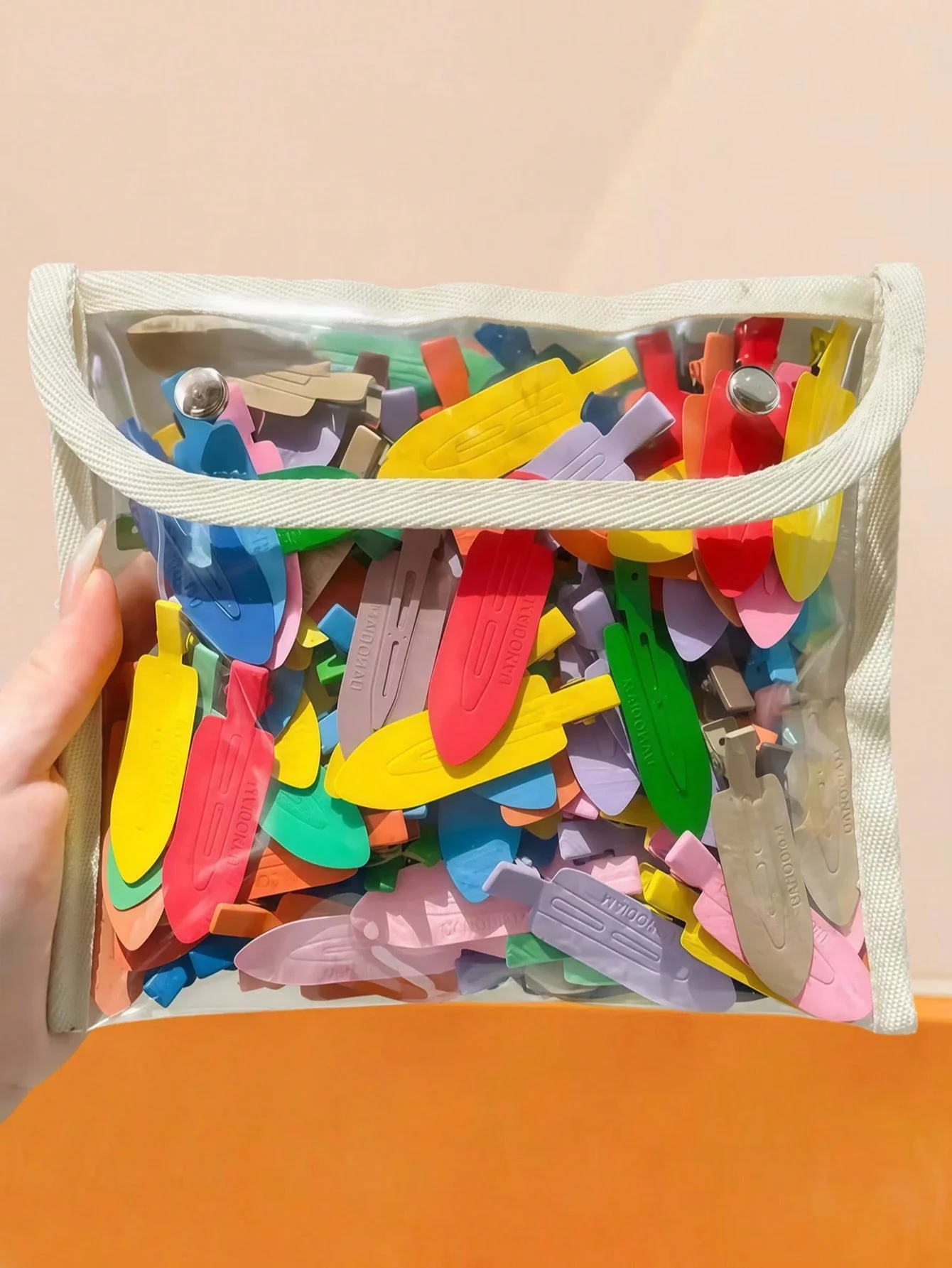 

12pcs Random Multi-Style Fruit Plaid Hair Clips For Women Daily Wear