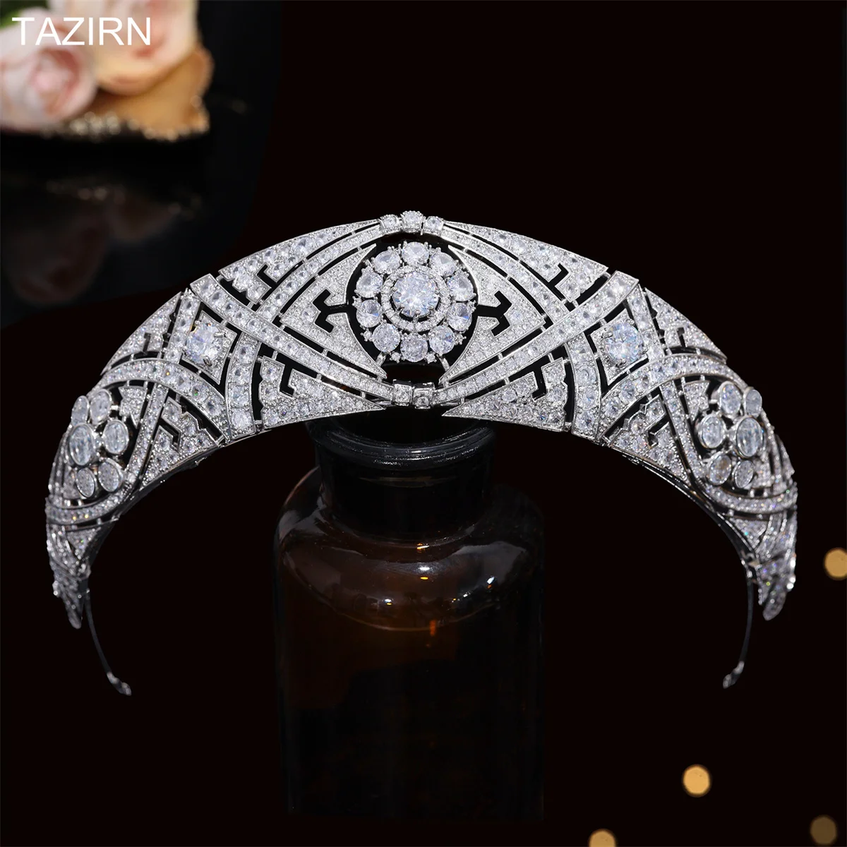 

Meghan Markle Hair Tiaras Wedding Princess Crowns Zircon Diadem Women Haedwear Head Jewelry For Pageant Party Bridal Accessories