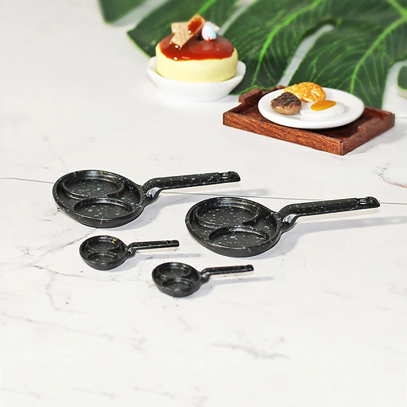 1/12 Dollhouse Frying Pan Double Hole Fried Egg Pot Dollhouse Kitchen Cookware Decoration Dolls House Mini Accessories