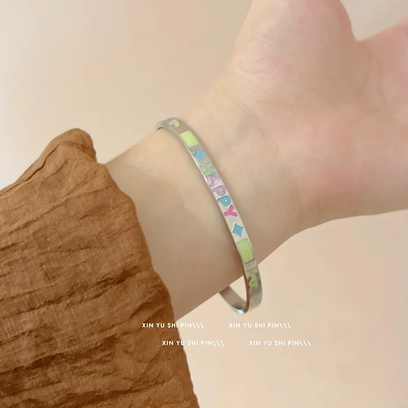 

Браслет для вечеринки с медведем, регулируемый браслет с граффити с мультяшным медведем, браслет для подруги, ручная работа, новинка 2025, аксессуары