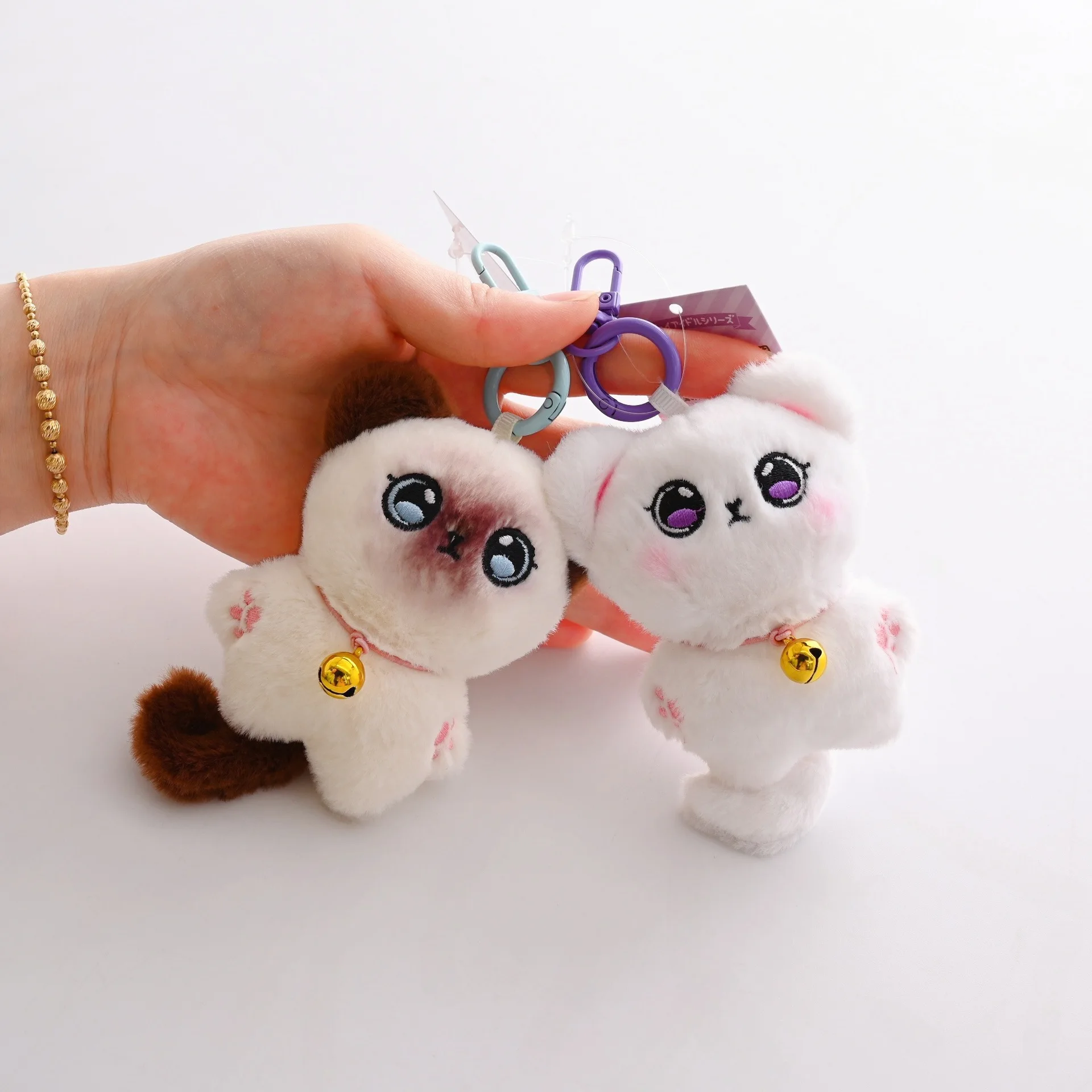 LLavero de felpa de familia de gatos, colgante de gato con calibre de nariz pequeño, mochila, colgante de muñeca