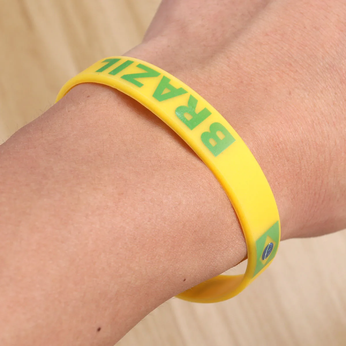 

6 Pcs Silicone Bracelet Wrist Sweat Bands for Women Yellow Country Wristband Armband Man